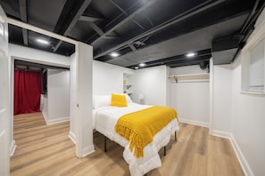 5 quartos, escrivaninha, ferros/tábuas de passar roupa, Wi-Fi