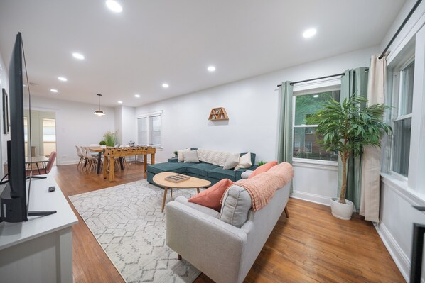 Smart TV, fireplace, table football