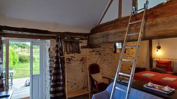 1 camera, ferro/asse da stiro, Wi-Fi gratuito, lenzuola