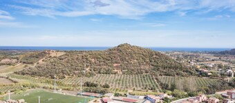Apartment 'Il Giglio' with Private Garden, Wi-Fi and Air Conditioning