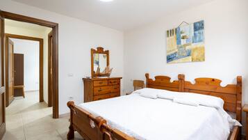 3 Schlafzimmer, Bügeleisen/Bügelbrett, kostenloses WLAN, Bettwäsche