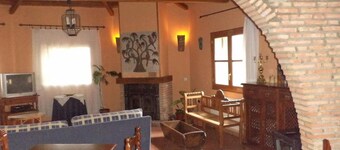 Country House 'Mansió De La Plata' with Mountain View, Private Pool and Wi-Fi