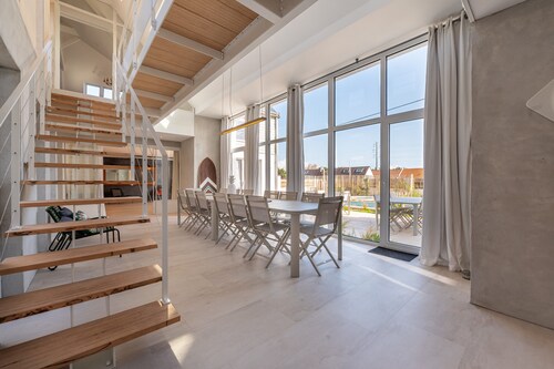 Villa 'Les Palissades - La Mer Du Bon Côté' with Sea View, Wi-Fi and Air Conditioning
