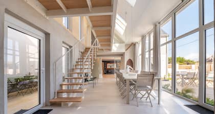 Villa "Les Palissades" mit Außenpool und Sauna