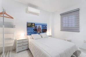 1 chambre, fer et planche Ă repasser, Wi-Fi gratuit, draps fournis