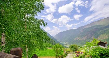 Apartment 'Le Rêve D'Emilie - Family House' with Mountain View, Shared Terrace and Wi-Fi