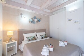 1 dormitorio, tabla de planchar con plancha, wifi gratis y ropa de cama