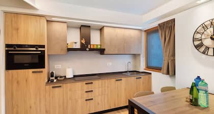 Apartment 'Chalet Emma Isolaccia' with Mountain View, Private Terrace and Wi-Fi