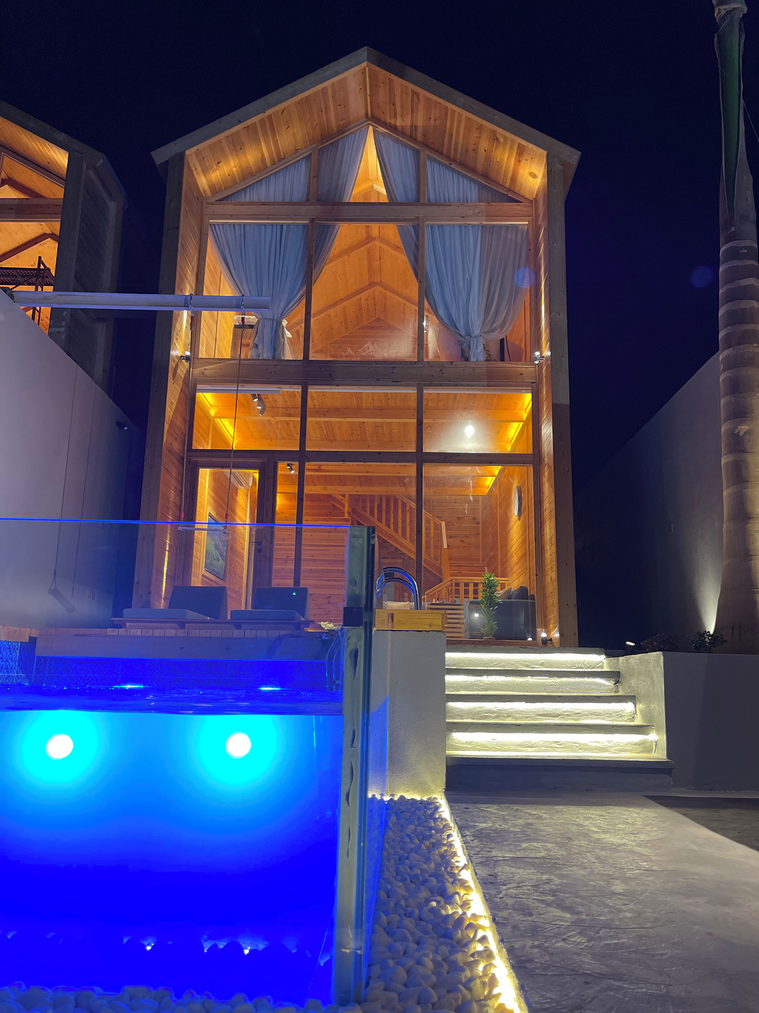 Verduisterende gordijnen, gratis wifi, beddengoed