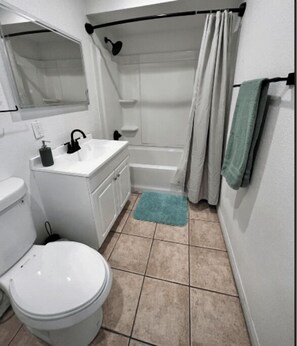 Handtücher, Toilettenpapier