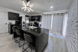 Fridge, microwave, stovetop, dishwasher