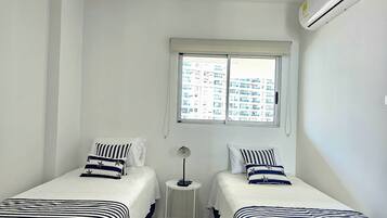 Apartemen | 2 kamar tidur, ruang kerja ramah laptop, dan Wi-Fi gratis