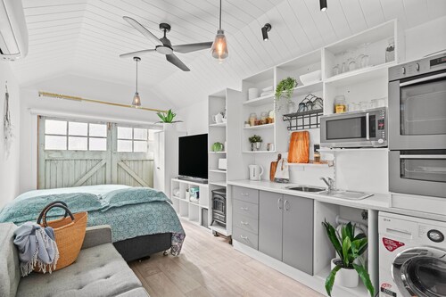 Long Jetty Tiny Home