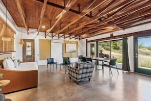 Living area - Alegria Guest House at Los Sueños Ranch (Elgin)