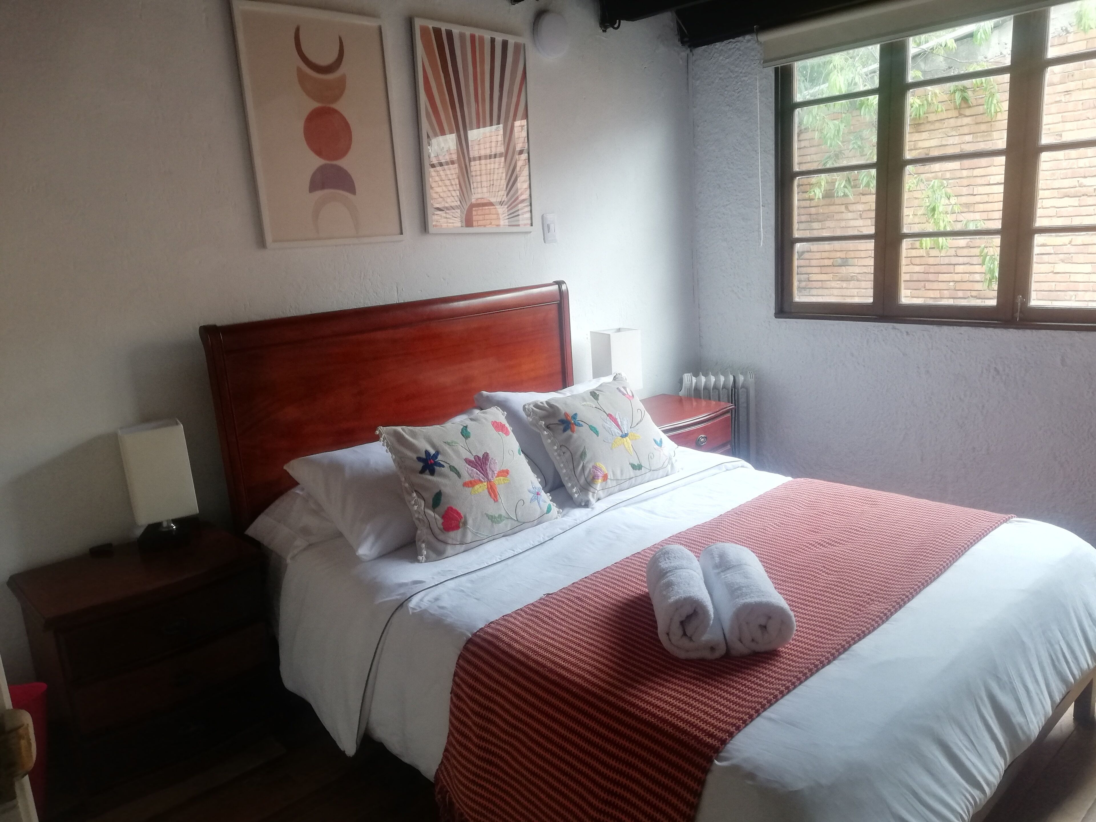 3 bedrooms, WiFi, bed sheets