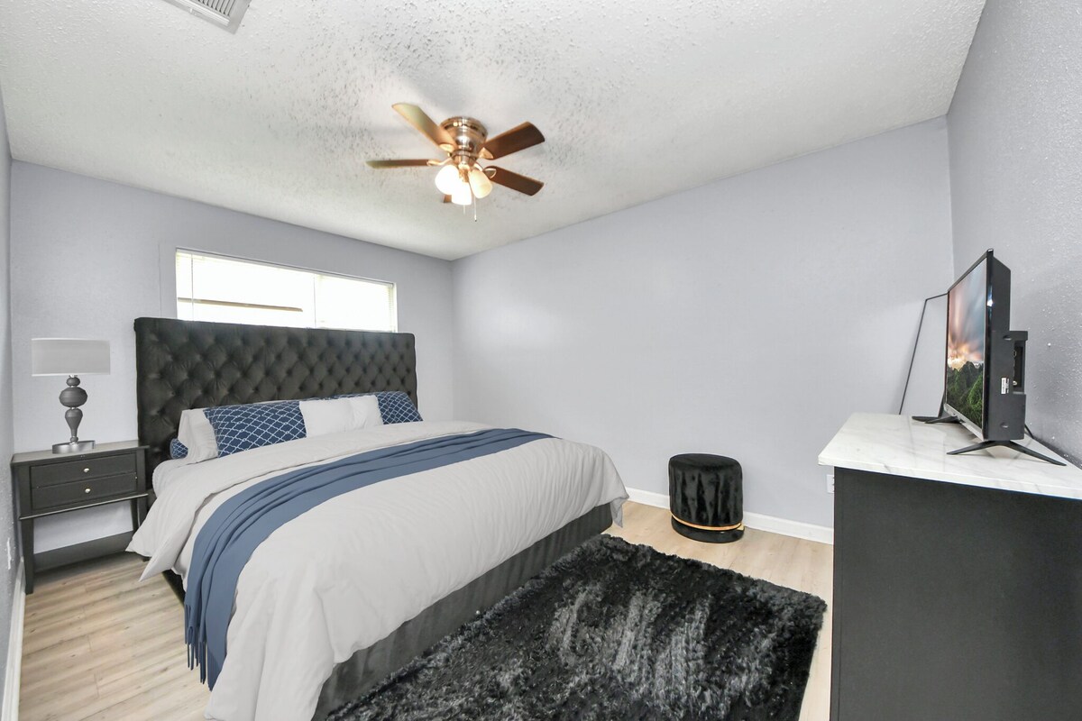 Photo 11 of Echelon Haven on Fleming Drive Smart Stay