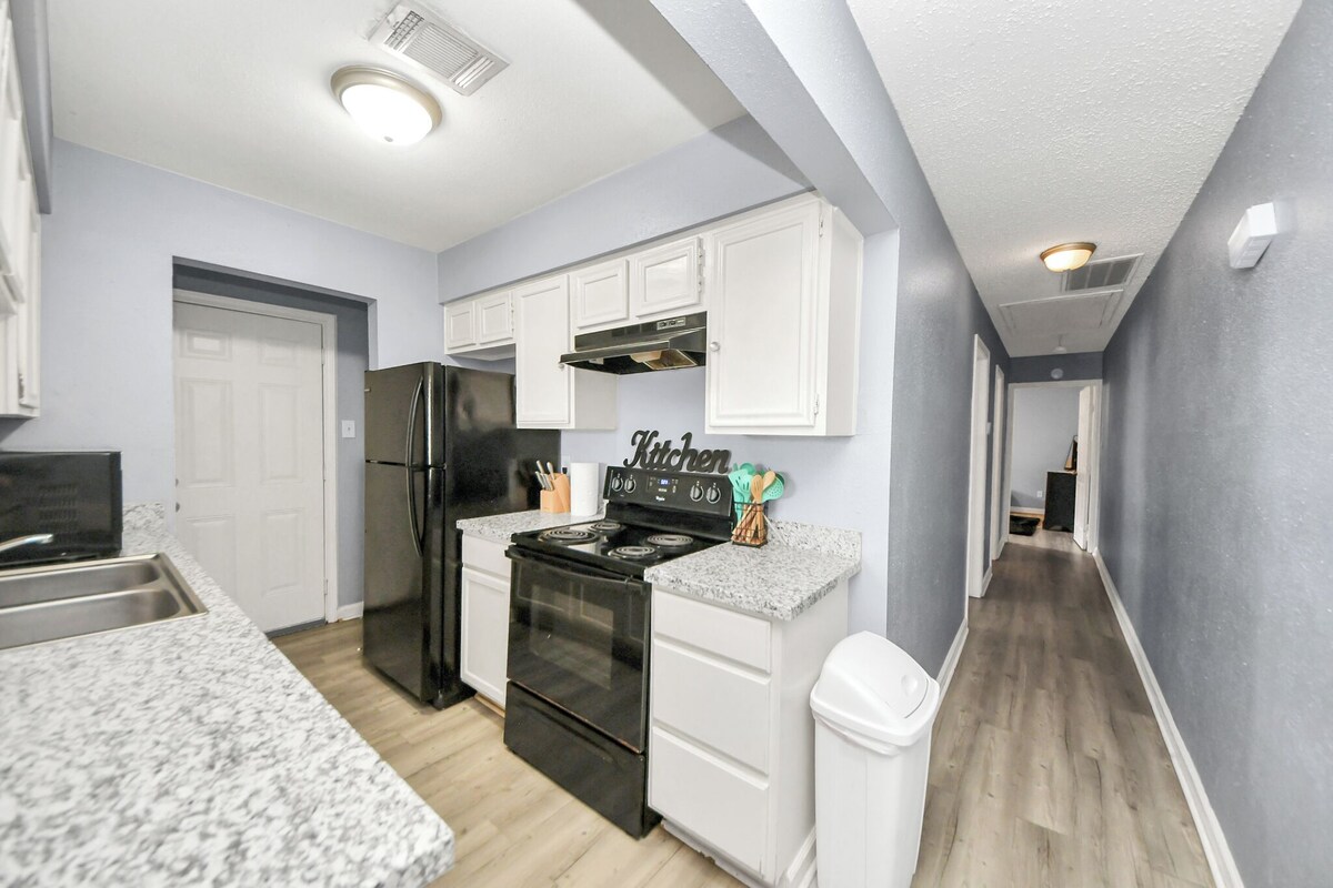 Photo 5 of Echelon Haven on Fleming Drive Smart Stay