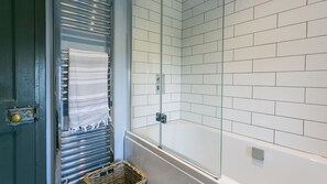 Hair dryer - 7 Seaview - sleeps 4 guests  in 2 bedrooms (Moelfre)