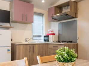 House | Private kitchen - Cottage in Tarragona With Private Beach Access (Mont-roig del Camp)