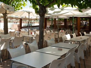 Dining - Mobile Home in Malgrat de Mar Near Beach (Malgrat de Mar)