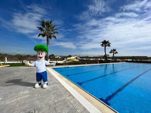 House | Pool
