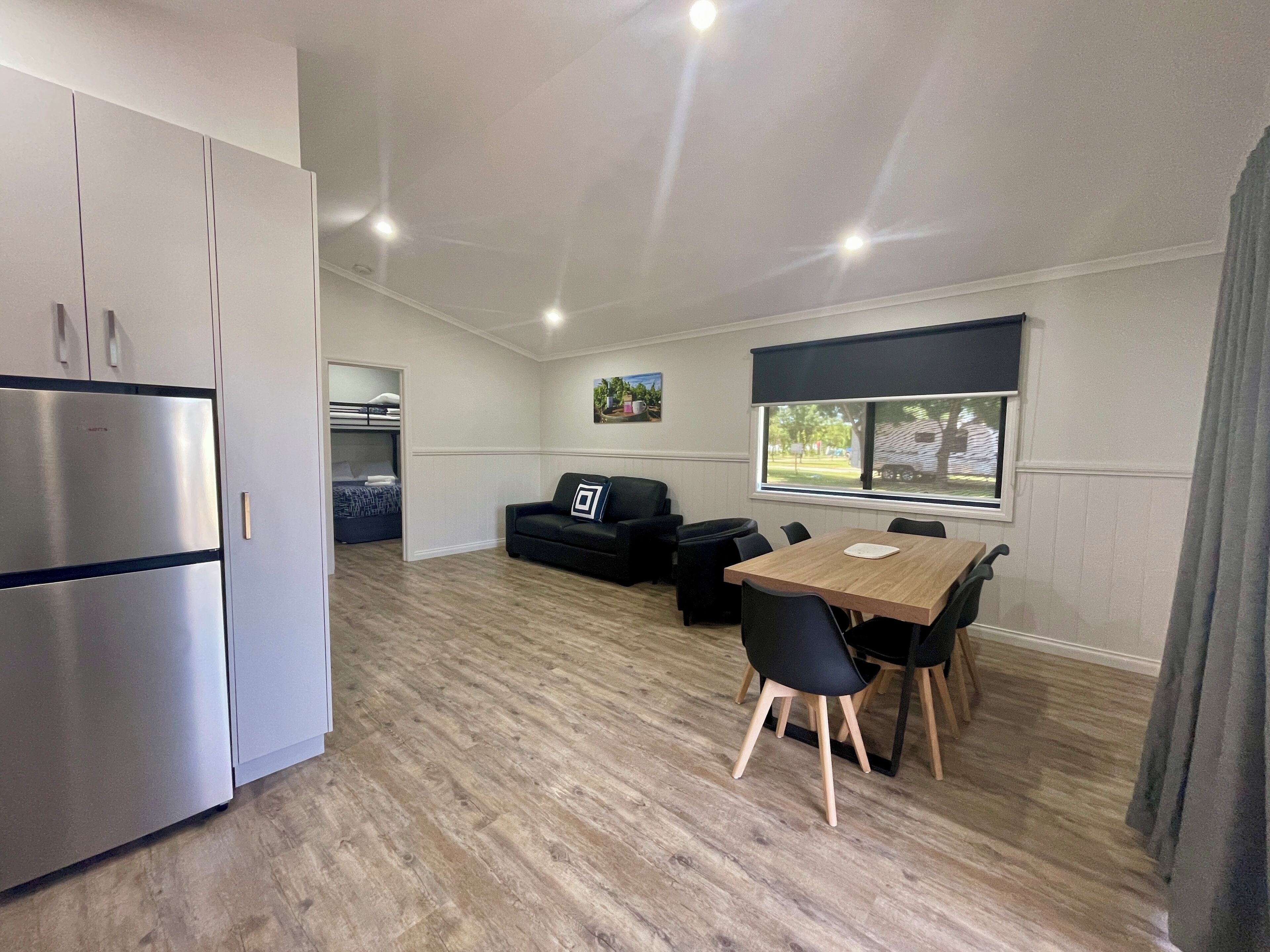 Premier Suite, Garden View | In-room dining