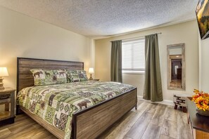 2 Schlafzimmer, Schreibtisch, kostenloses WLAN, Bettwäsche