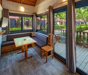 House | Living room - Chalet in Blanes Near the Beach & Pool (Blanes)