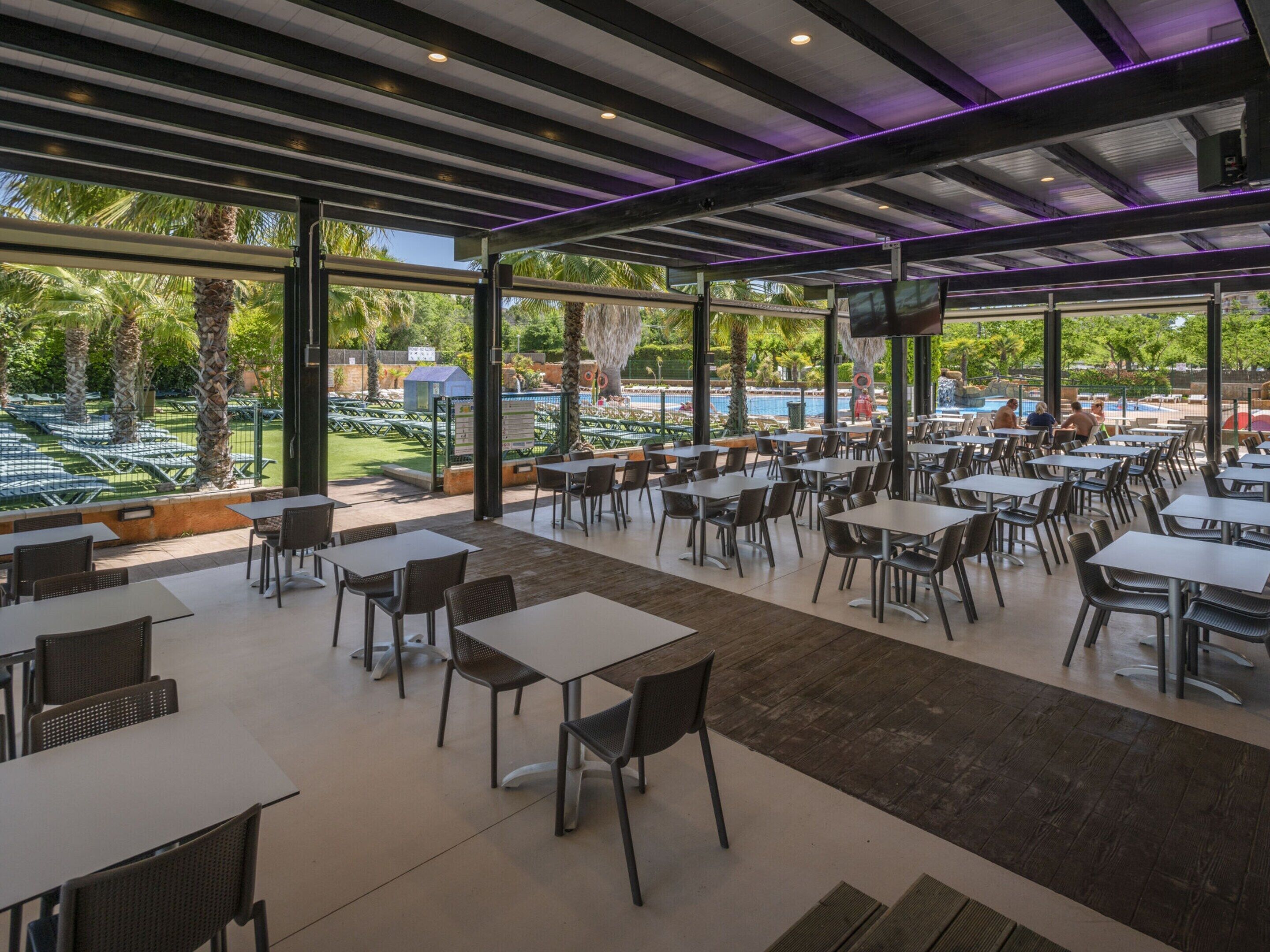 House | Dining