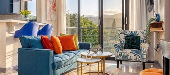 The Blooming Blaze W/ Pool