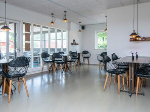 House | Dining - 4 Person Holiday Park Home in Jelling (Jelling)