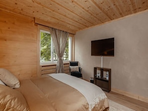 Apartment - Lush Apartment With Terrace Views (Saanen)