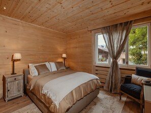 Apartment - Lush Apartment With Terrace Views (Saanen)