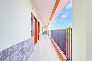 Interior detail - Hotel O Sleman Near Bandara Adi Sutjipto Formerly Joglo Sorogenen (Ngemplak)