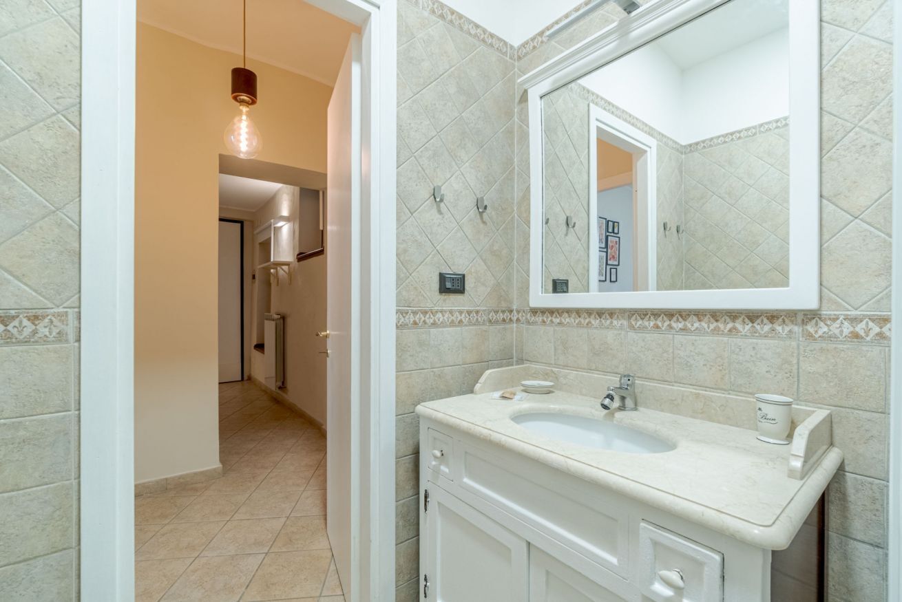 Dusche, Haartrockner, Bidet