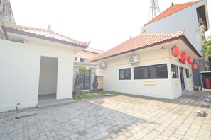 Bagian depan properti