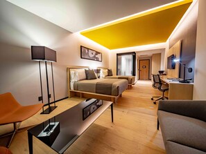 Room - Galeria Plaza San Jeronimo (Mexico City)