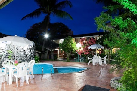 Piscina. Chaua Porto Hotel