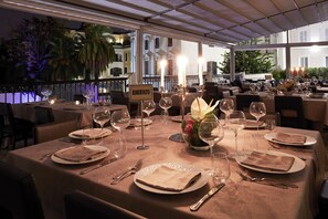 Restaurant - The Building (Rome)