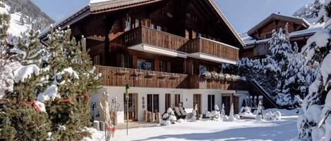 Chalet | Exterior