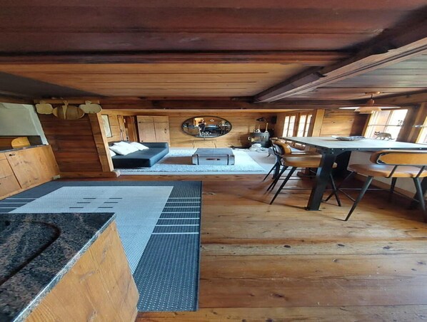Chalet | Living room