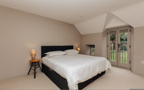 4 عدّة غرف نوم