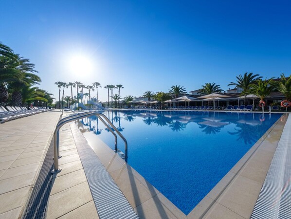 Hus | Basseng | Utendørsbasseng