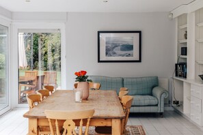 House - The Partridge - From 1000 Per Night (Henley-on-Thames)