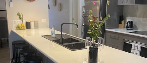 Microwave, oven, stovetop, dishwasher