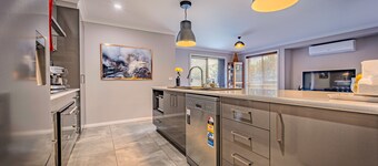 Tranquility Oberon - country town luxury