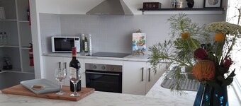 Romantic country getaway nestled amongst the vines of the sunny SA riverland.
