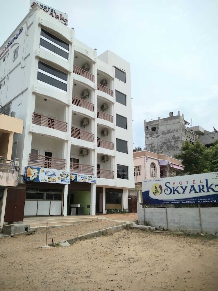 2 Star Hotels