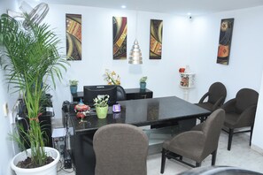 Lobby - Posh Suites Gurgaon  (Gurugram)