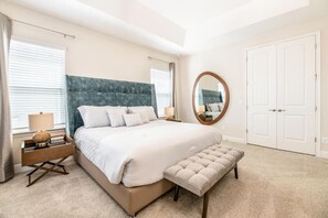 6 soverom, strykejern/-brett, reiseseng for barn og wi-fi (inkludert)